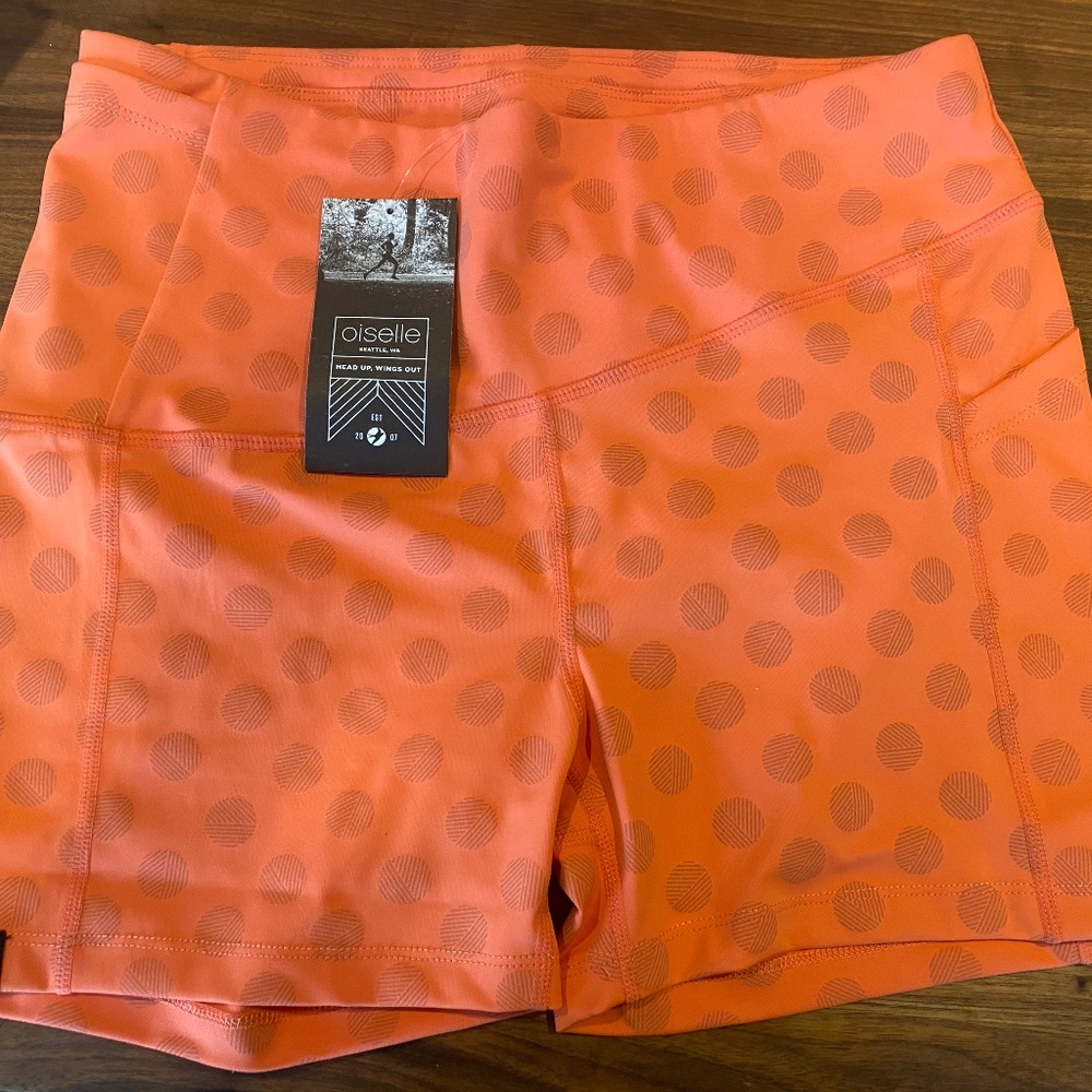 Oiselle Reflective Firecracker Shorts